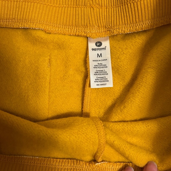 90 Degree By Reflex Mustard Jogger Pants NWT - Picture 3 of 4
